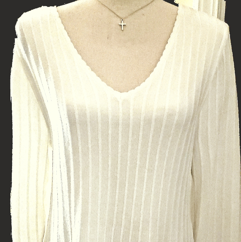 V Neck Sweater~ Sweeping Lines